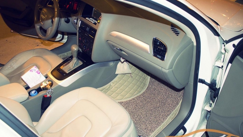 Thảm lót sàn ô tô 5D 6D Audi A4 cao cấp, chống nước, chống xước hoàn hảo
